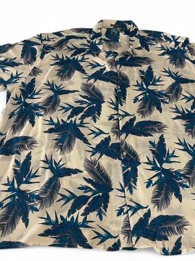 Men's White Tropical Print Short Sleeve Shirt - Blue Leaf Pattern
